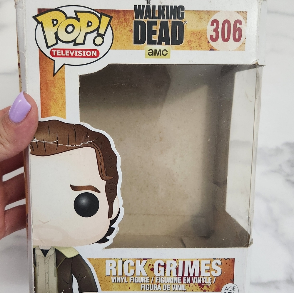 Funko Pop The Walking Dead Rick Grimes #306 Vinyl Figure - Picture 2 of 16
